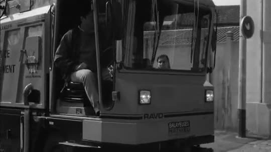 Kinky / BDSM · Mirage Kinky Classic · clip 1