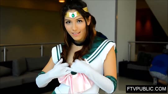 Cosplay · Cosplay Convention Buttplug · clip 1